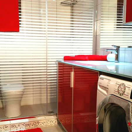 Mina's House Hotel 3*